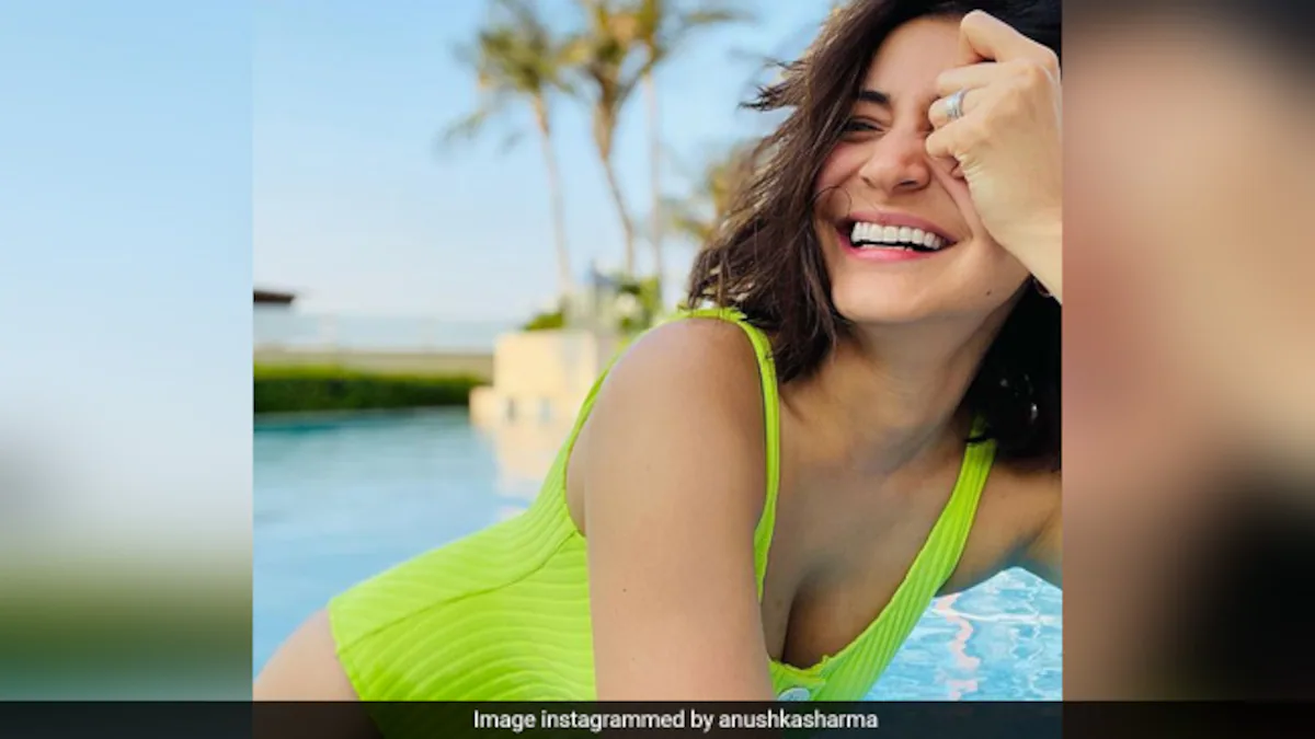 Anushka Sharma Hot Pics