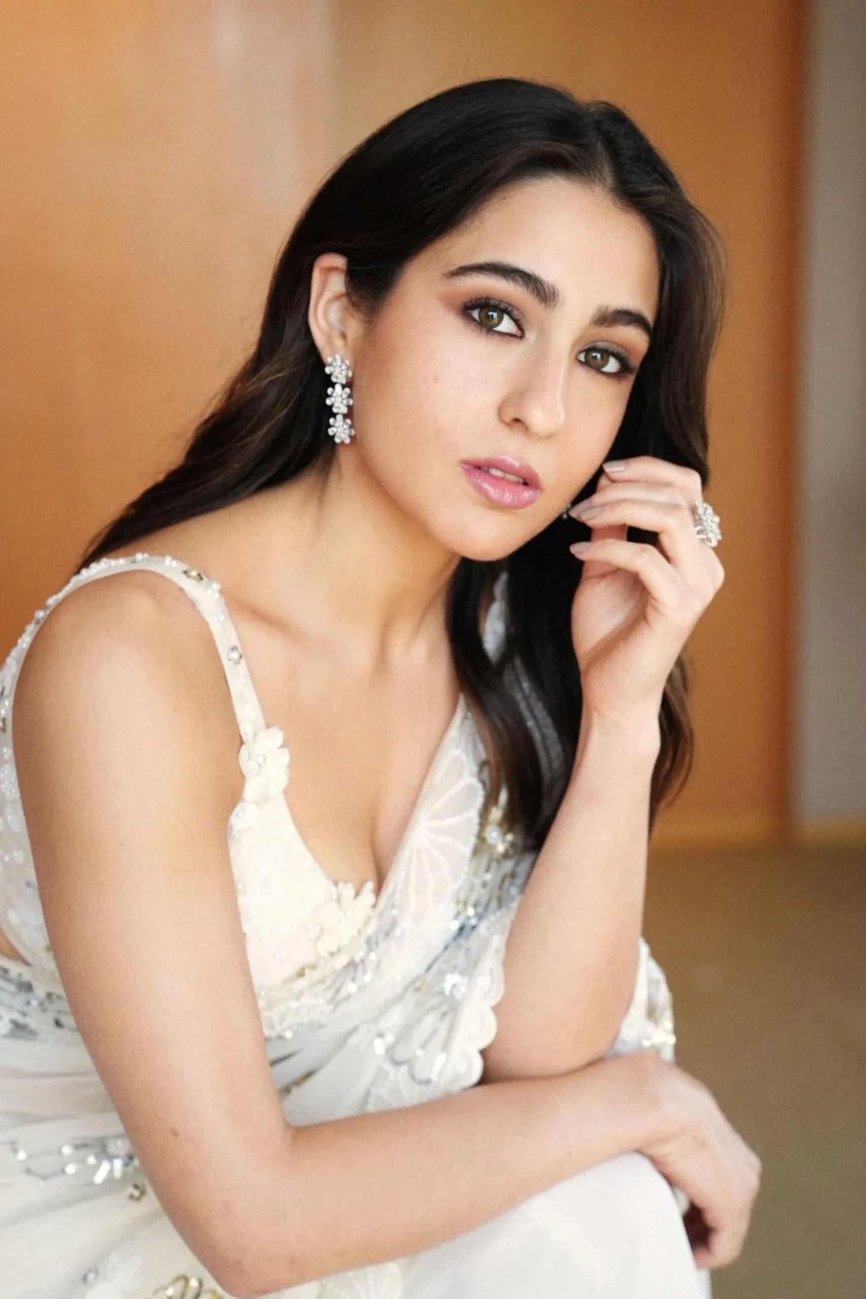 Sara Ali Khan Hot Pics
