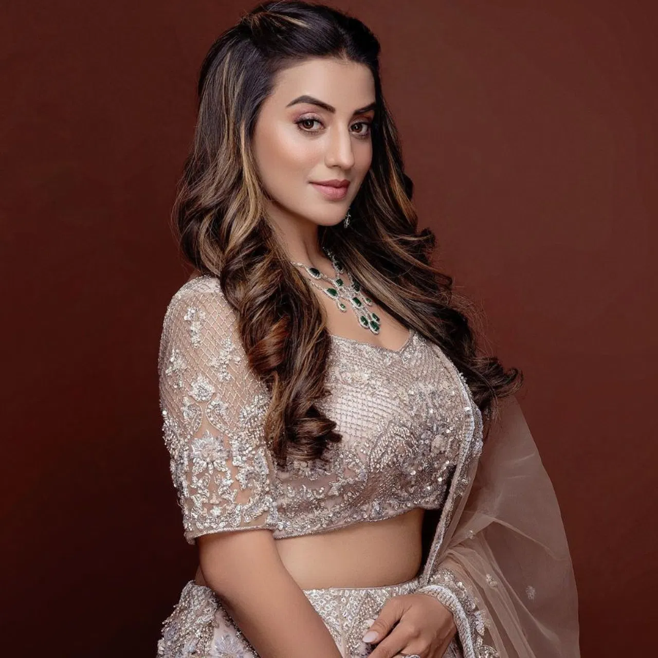 Akshara Singh Hot Pics