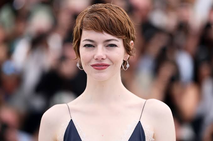 Emma Stone Hot Pics