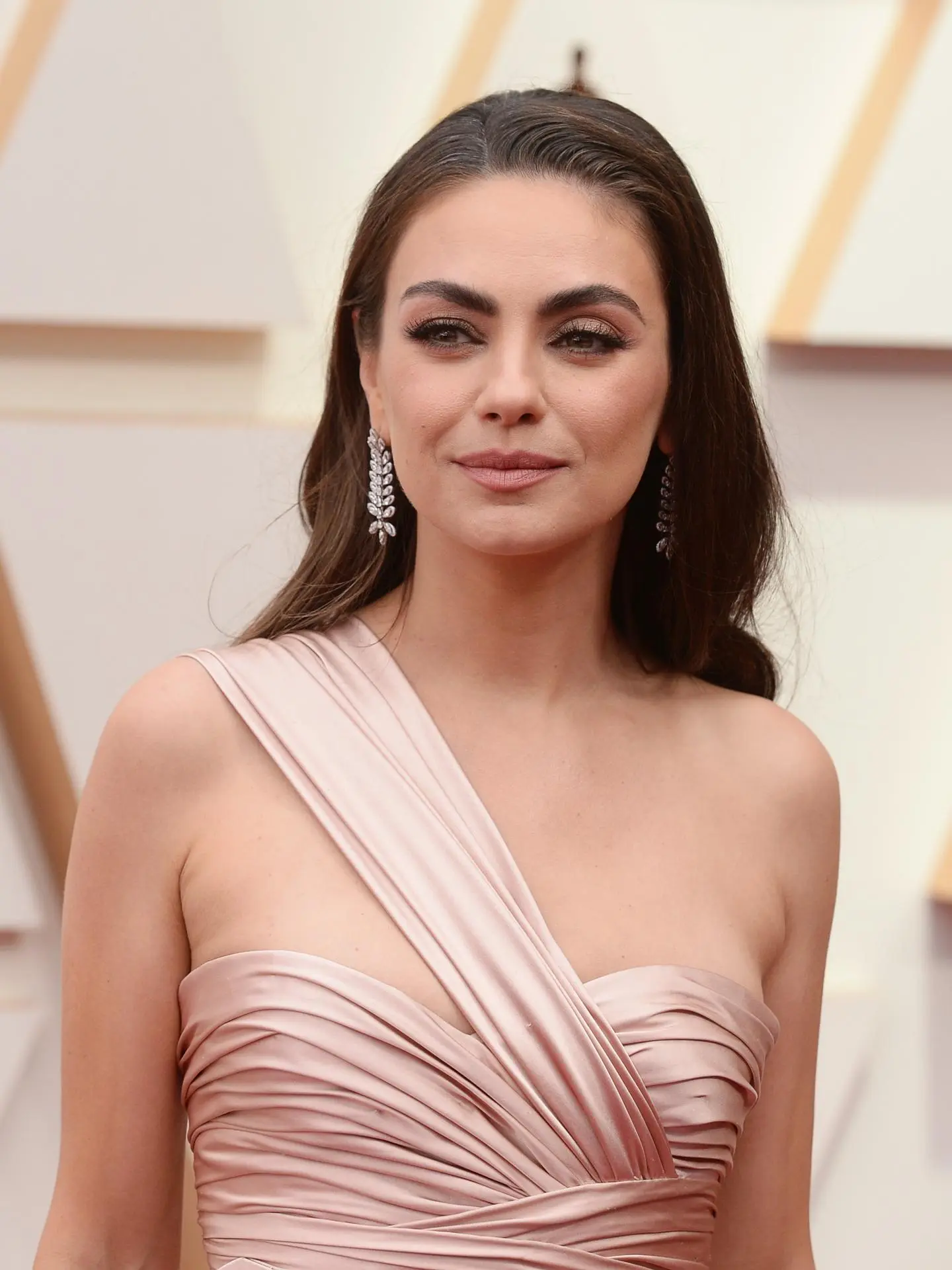 Mila Kunis Hot Pics