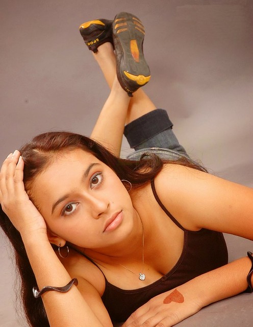 Sri Divya Hot Pics