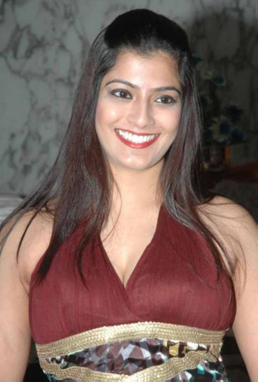 Varalaxmi Sarathkumar Hot Pics