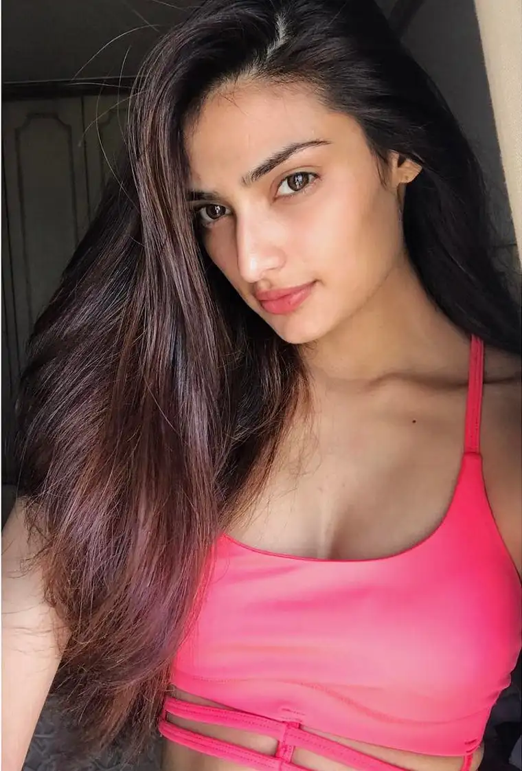 Athiya Shetty Hot Pics