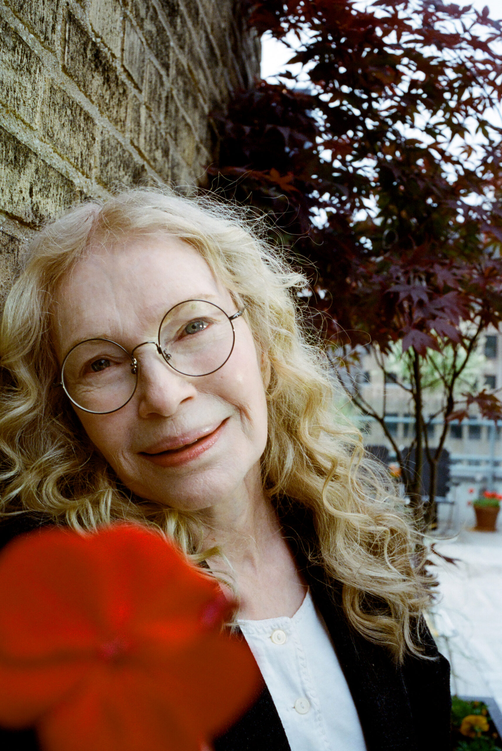 Mia Farrow Hot Pics