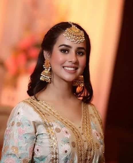 Sunanda Sharma Hot Pics